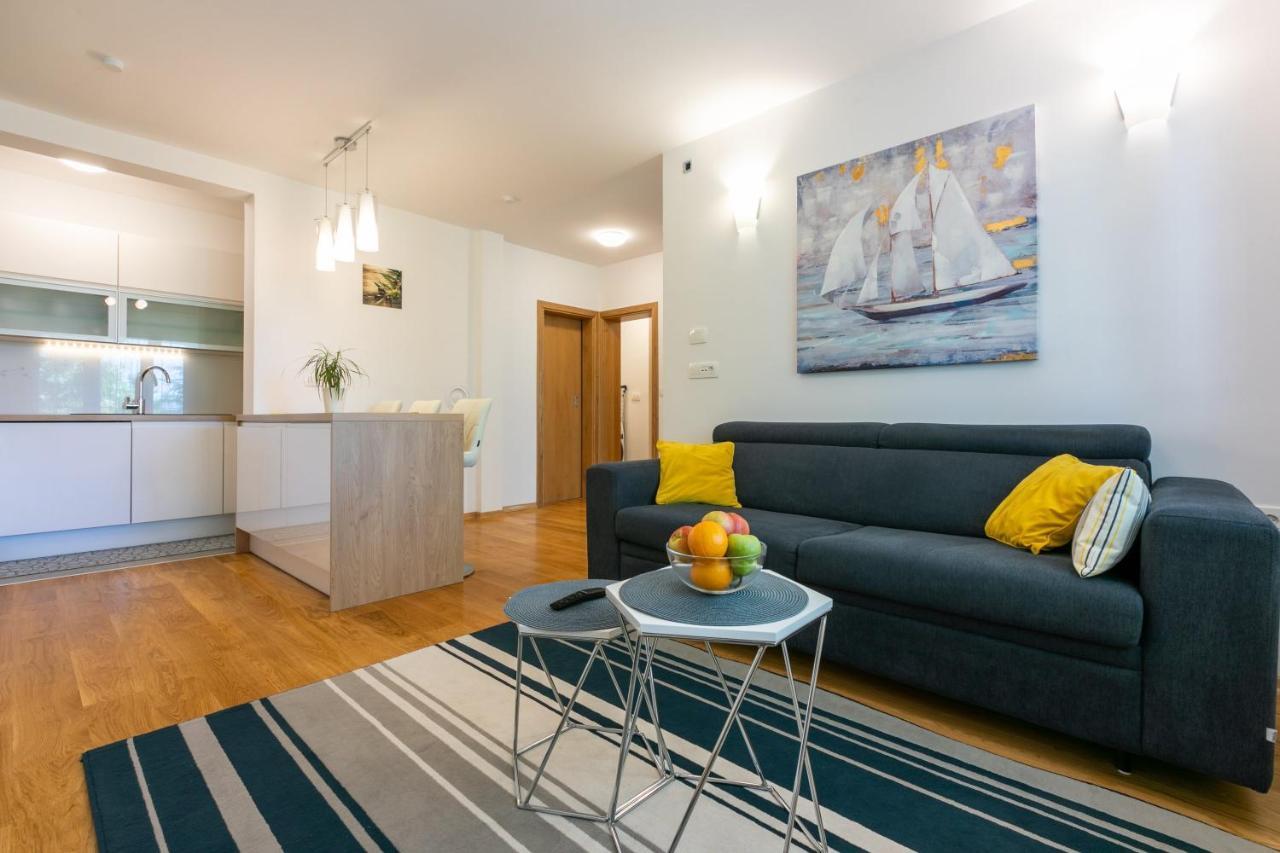 Apartment Olive Selce Exteriör bild