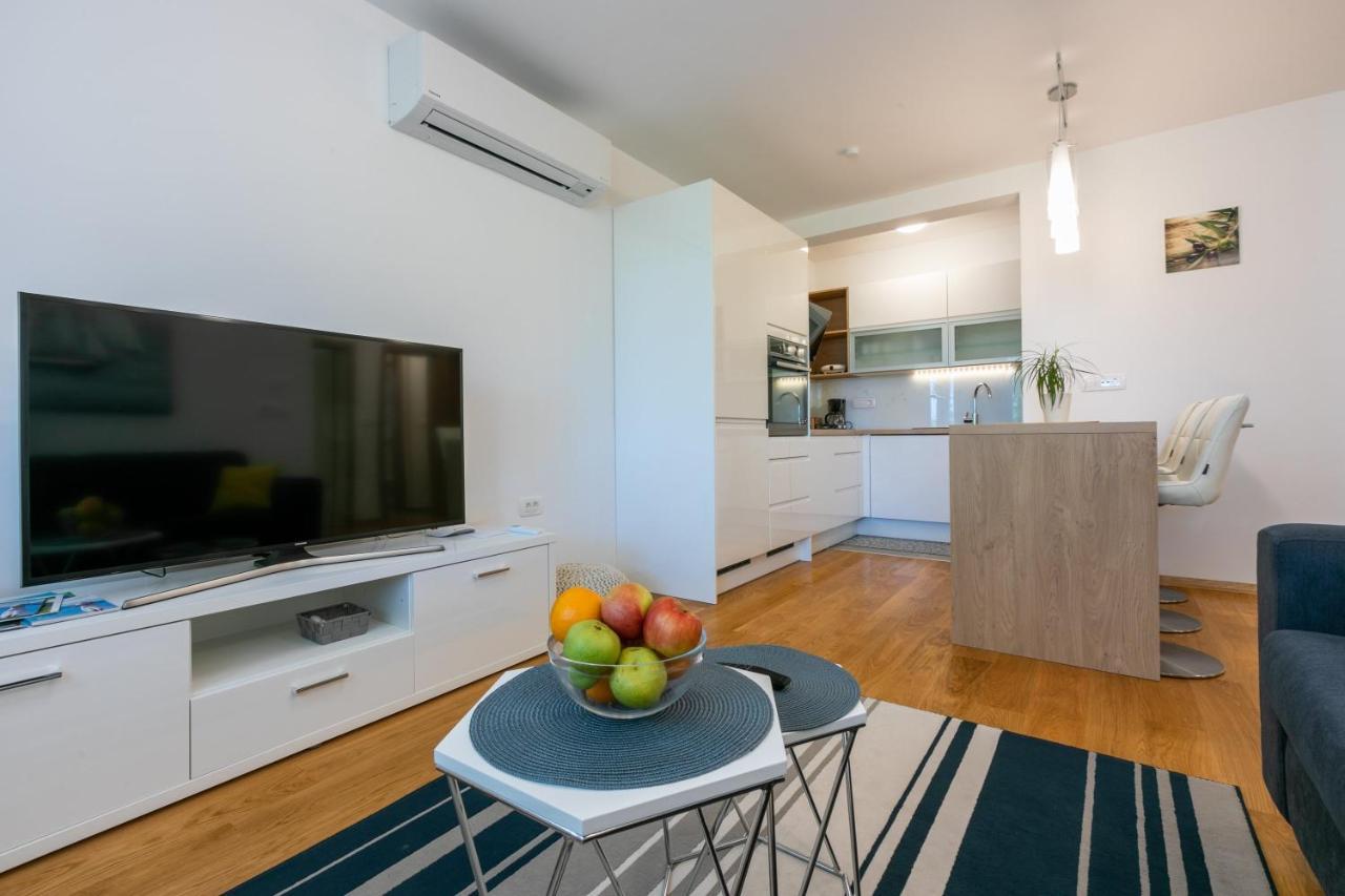 Apartment Olive Selce Exteriör bild